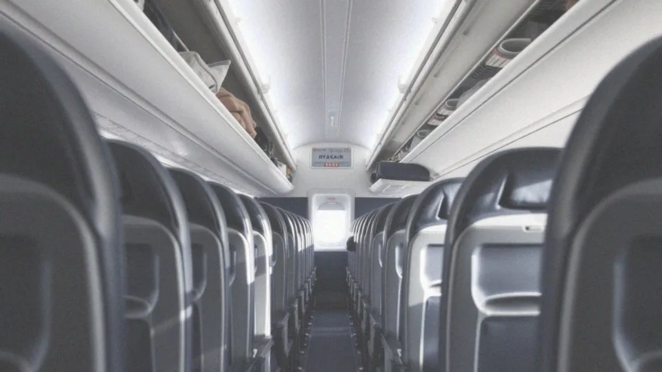 Jakie są rodzaje siedzeń w samolotach Ryanair?