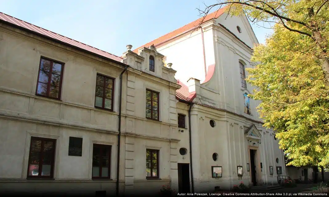 Spektakl walentynkowy dla seniorów „Pięć razy miłość” w Kraśniku